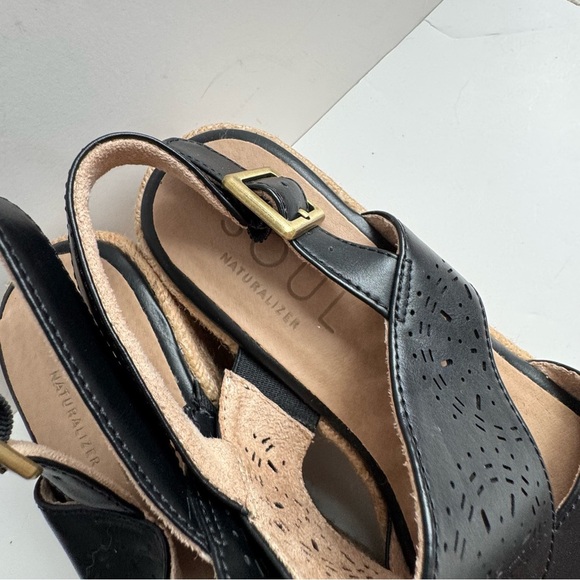 SOUL Naturalizer Ocean  Black and Tan Wedge Sandals - Picture 2 of 15